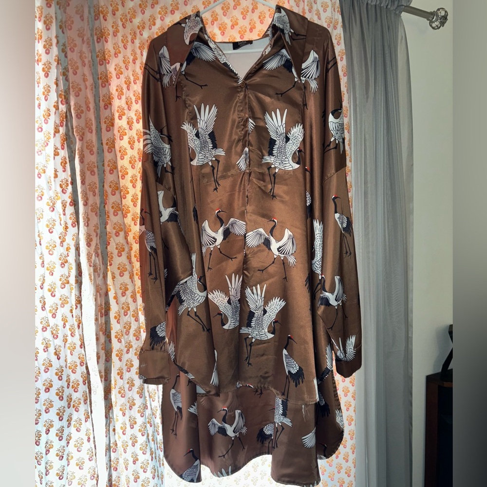 Satin Crane Print Top/Shirt Dress